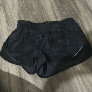 Hottie hot shorts 2.5 inch.